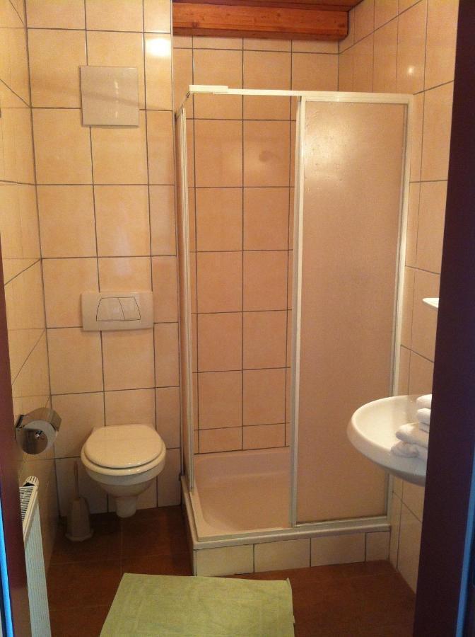 Gasthof Pension Steinberger Sankt Georgen im Attergau Room photo